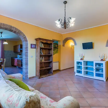 Holiday home Dimora Del Volpaio - Smn142 By Interhome